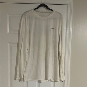 Patagonia Men's Cream Long Sleeve Tee